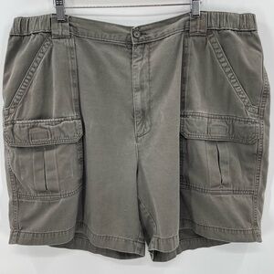 Savane 6 Pocket Olive Green Cargo Hiking Shorts Size 42